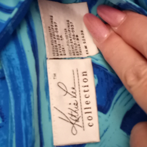 Kathie Lee ,size 14 maxi blue and green, sleeveless. - Picture 4 of 4